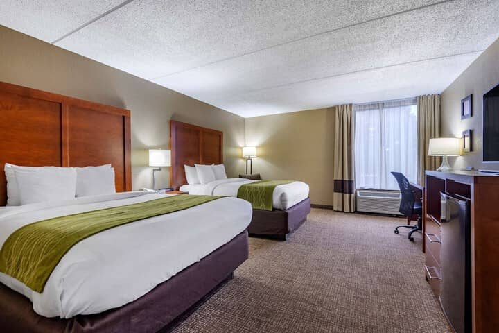Room 8 of 30