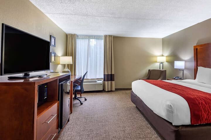 Room 12 of 30