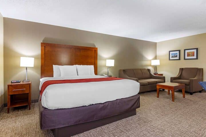 Room 14 of 30
